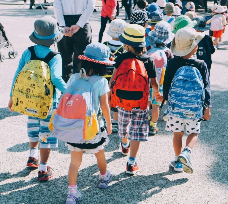 学校や職場では教えてくれない〇〇